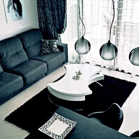 White Sails Penthouse דירה *